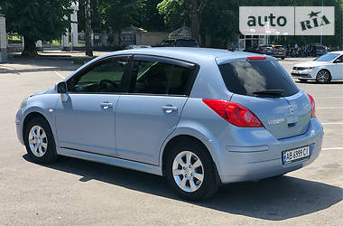 Хэтчбек Nissan TIIDA 2012 в Виннице