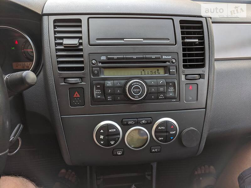 Седан Nissan TIIDA 2007 в Запоріжжі