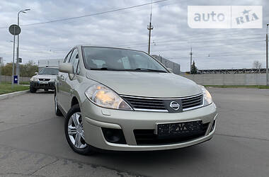 Хэтчбек Nissan TIIDA 2008 в Харькове