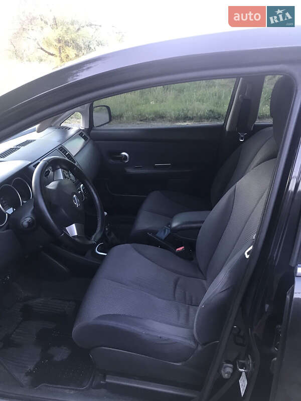 Седан Nissan TIIDA 2007 в Дніпрі