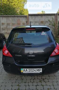 Хетчбек Nissan TIIDA 2013 в Києві