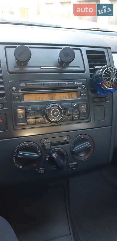 Хетчбек Nissan TIIDA 2008 в Вінниці