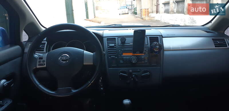 Хетчбек Nissan TIIDA 2008 в Вінниці