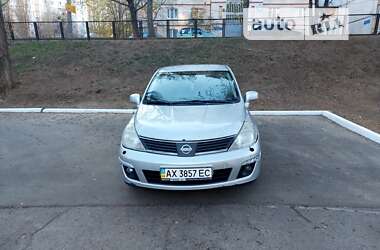 Хэтчбек Nissan TIIDA 2007 в Харькове