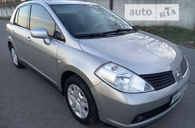 Седан Nissan TIIDA 2006 в Умани