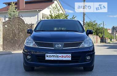 Хэтчбек Nissan TIIDA 2008 в Хмельницком