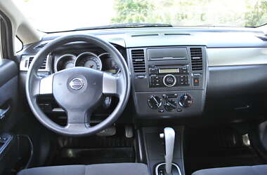 Хэтчбек Nissan TIIDA 2008 в Запорожье
