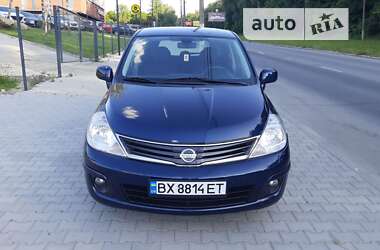 Хэтчбек Nissan TIIDA 2011 в Черновцах