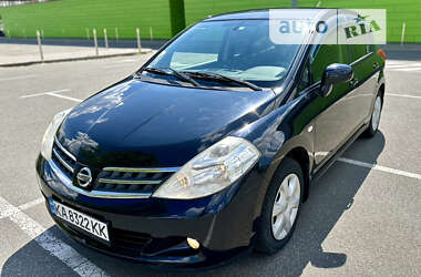 Хетчбек Nissan TIIDA 2012 в Чернігові