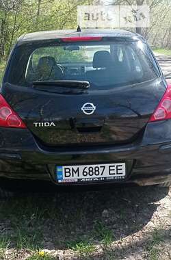 Хэтчбек Nissan TIIDA 2013 в Киеве
