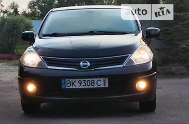 Хэтчбек Nissan TIIDA 2011 в Трускавце