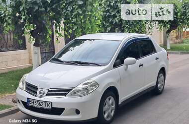 Седан Nissan TIIDA 2012 в Одессе