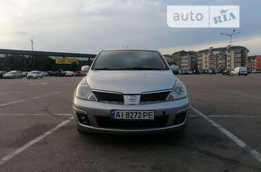 Седан Nissan TIIDA 2007 в Киеве