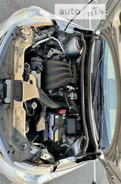 Хетчбек Nissan TIIDA 2012 в 