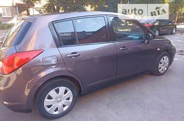 Хэтчбек Nissan TIIDA 2008 в Конотопе