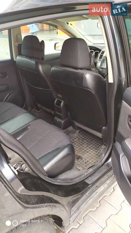 Хетчбек Nissan TIIDA 2011 в Одесі