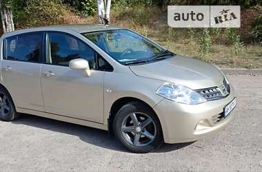 Хэтчбек Nissan TIIDA 2009 в Запорожье