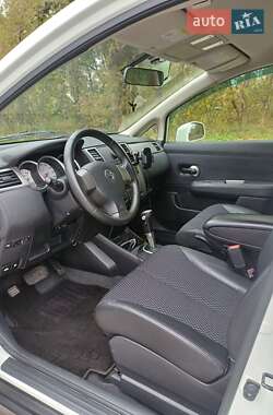Хэтчбек Nissan TIIDA 2012 в 