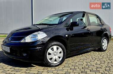 Седан Nissan TIIDA 2010 в Івано-Франківську