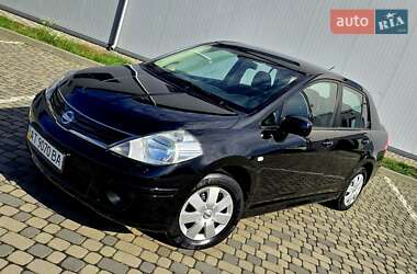 Седан Nissan TIIDA 2010 в Івано-Франківську