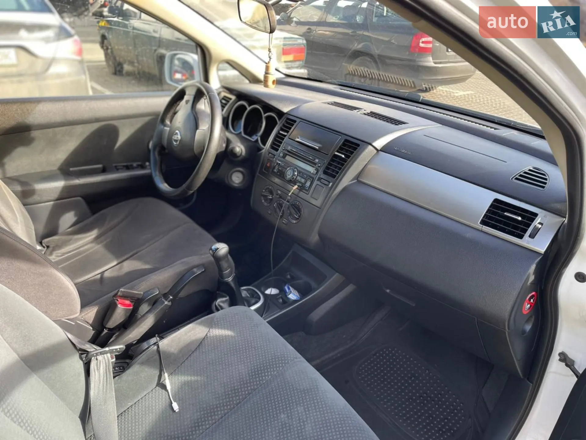 2011 Nissan Tiida - мініатюра 6
