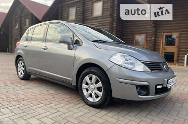 Хэтчбек Nissan TIIDA 2009 в Виннице