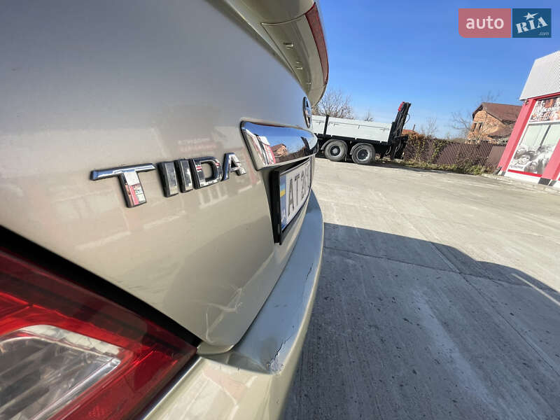 Седан Nissan TIIDA 2006 в Солотвине