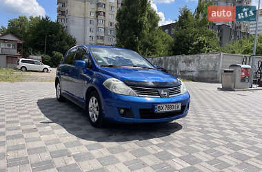 Хетчбек Nissan TIIDA 2008 в Хмельницькому