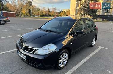 Хэтчбек Nissan TIIDA 2008 в Одессе