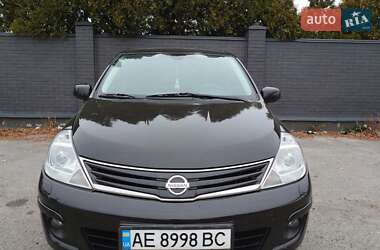 Хэтчбек Nissan TIIDA 2010 в Днепре