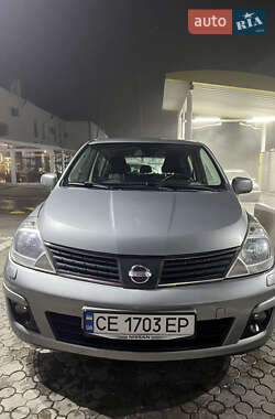 Хетчбек Nissan TIIDA 2008 в Чернівцях