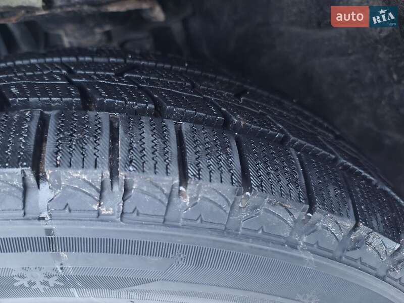 Хэтчбек Nissan TIIDA 2012 в Липовце