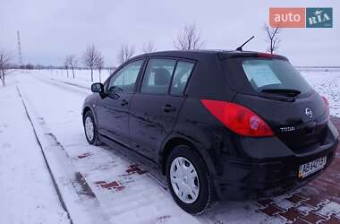 Хетчбек Nissan TIIDA 2012 в Липовці