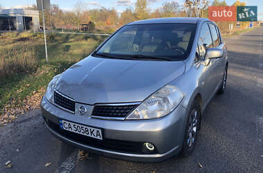 Хэтчбек Nissan TIIDA 2007 в Звенигородке