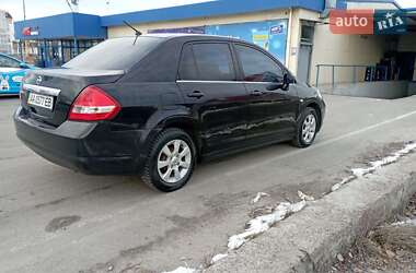 Седан Nissan TIIDA 2007 в Киеве