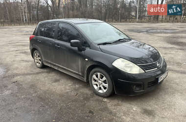 Хэтчбек Nissan TIIDA 2007 в Сумах