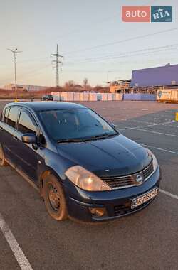 Хетчбек Nissan TIIDA 2007 в Рівному