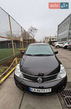 Хетчбек Nissan TIIDA 2011 в Києві