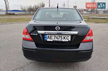 Седан Nissan TIIDA 2011 в Дніпрі