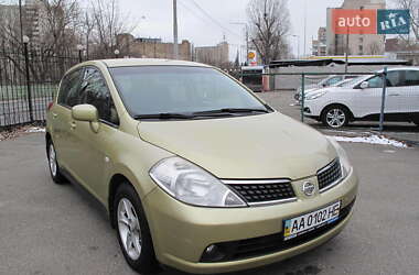 Хетчбек Nissan TIIDA 2008 в Києві