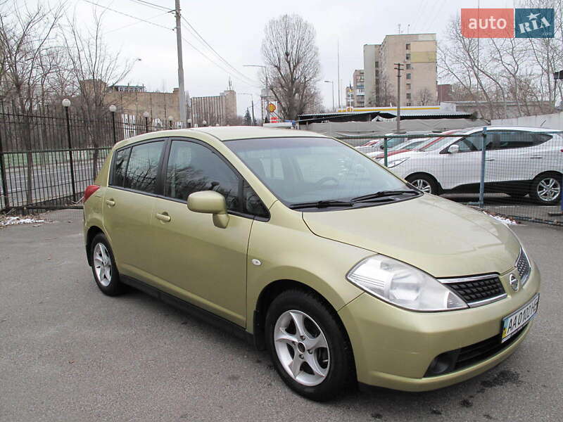 Хетчбек Nissan TIIDA 2008 в Києві