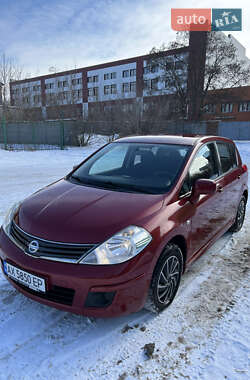 Хэтчбек Nissan TIIDA 2012 в Харькове