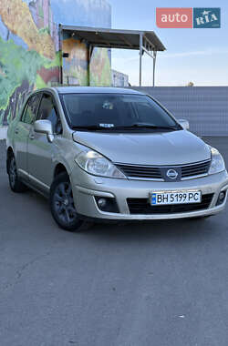 Седан Nissan TIIDA 2007 в Одесі