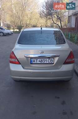 Седан Nissan TIIDA 2008 в 
