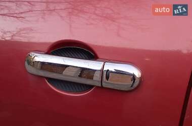 Хэтчбек Nissan TIIDA 2012 в 