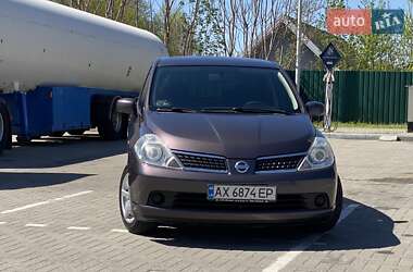 Хетчбек Nissan TIIDA 2008 в 