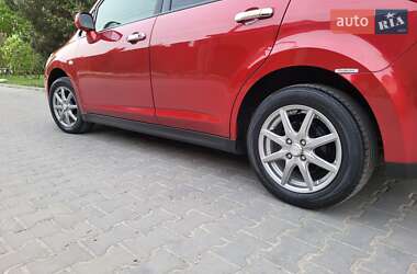Хэтчбек Nissan TIIDA 2012 в 