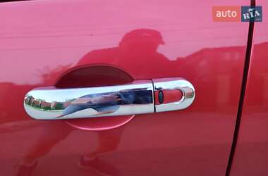 Хэтчбек Nissan TIIDA 2012 в 