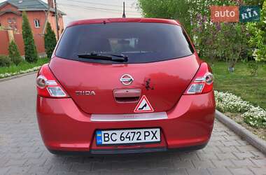 Хэтчбек Nissan TIIDA 2012 в 
