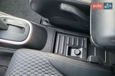 Хэтчбек Nissan TIIDA 2012 в 